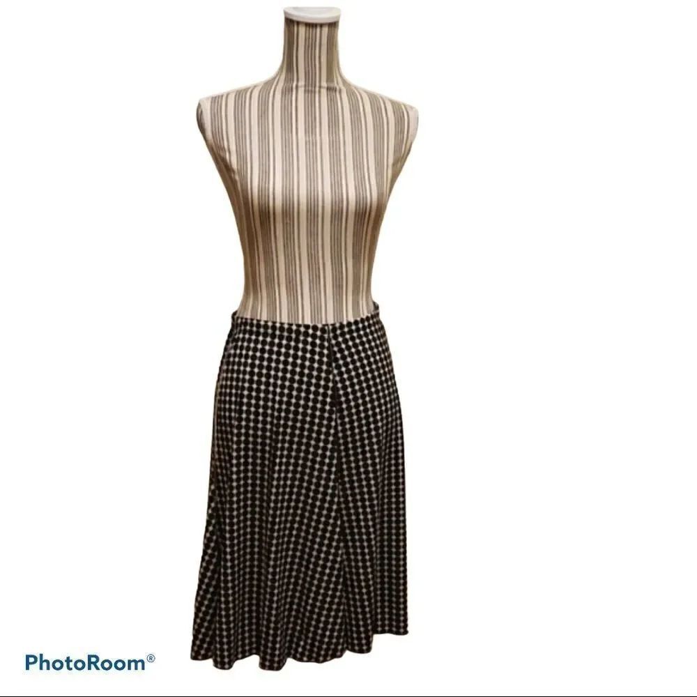 Max studio skirt